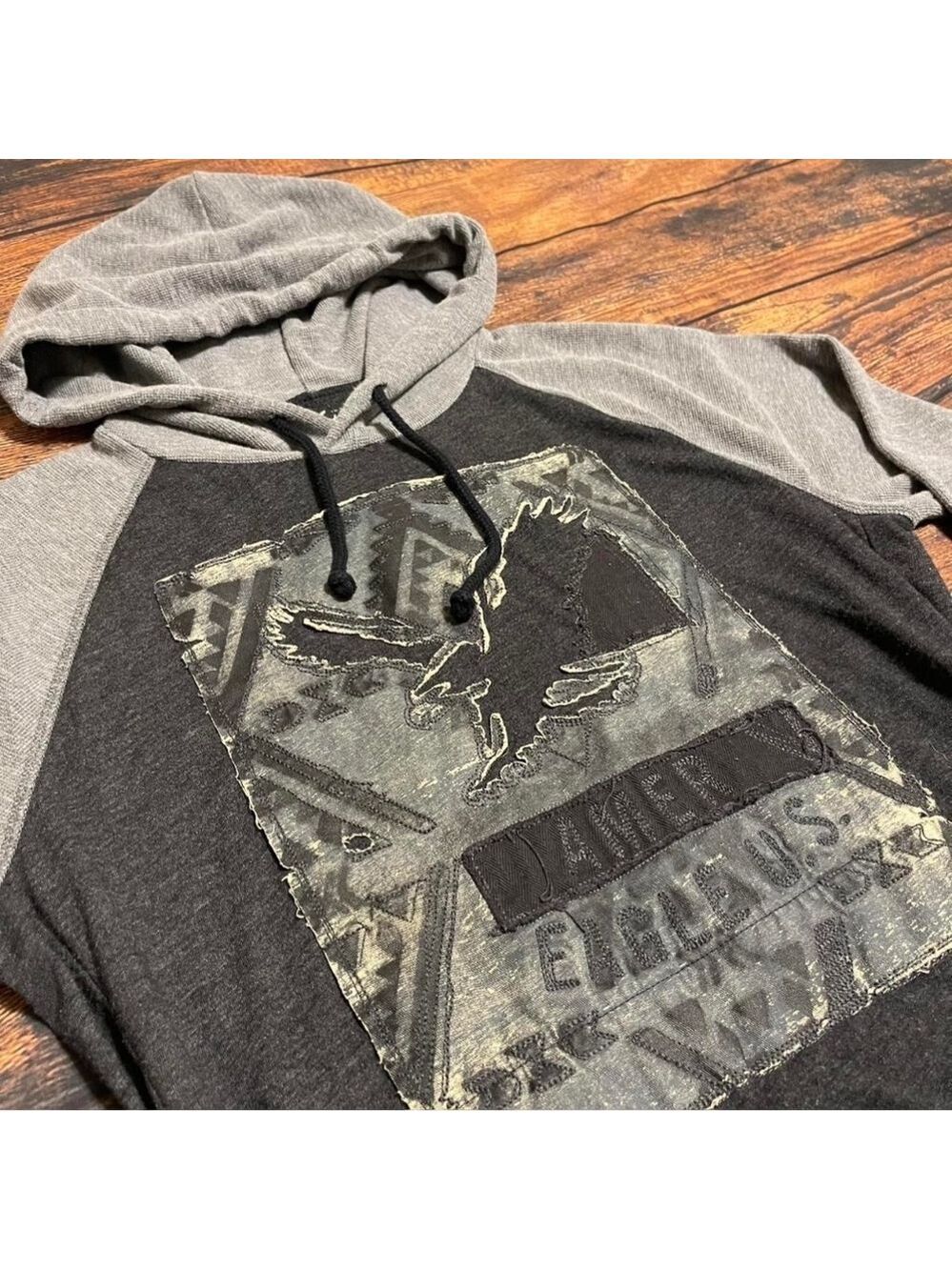 American Eagle Men's S/P Hooded Thermal Heritage Classic Fit.